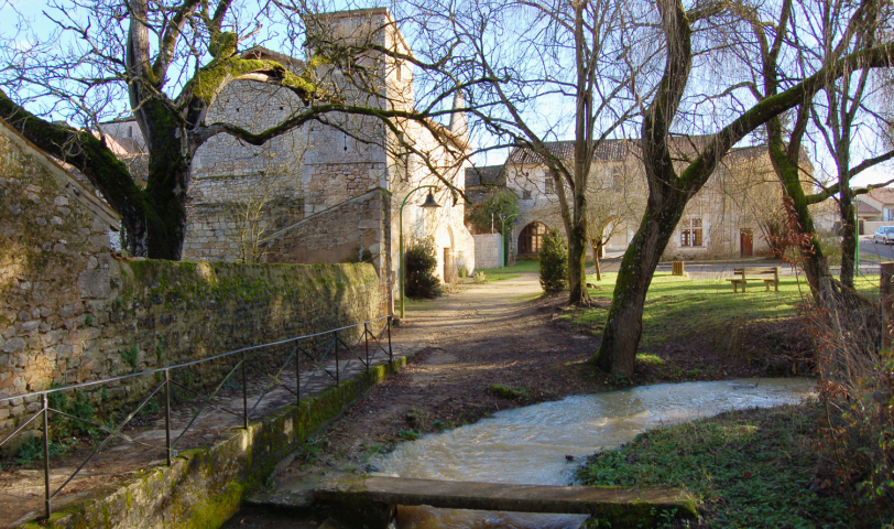 Fontaine le Comte & Croutelle